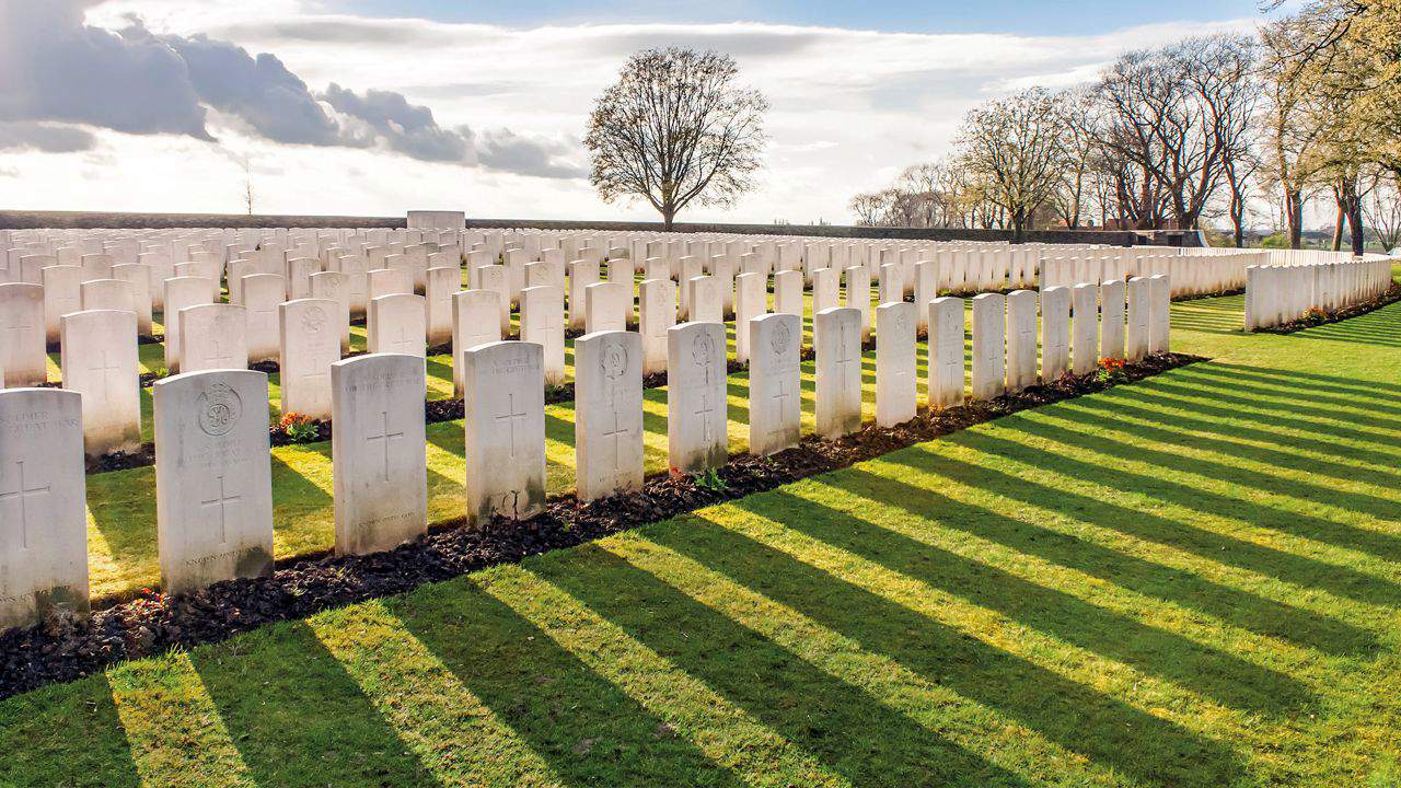 First World War Cemeteries: Graves of  the Great War