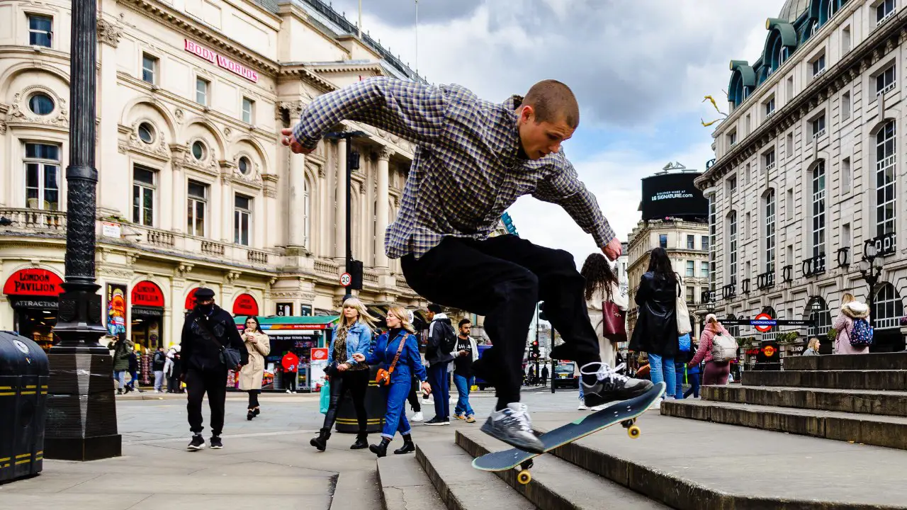 Verbi di movimento in inglese: “hop” non è la stessa cosa di “jump”