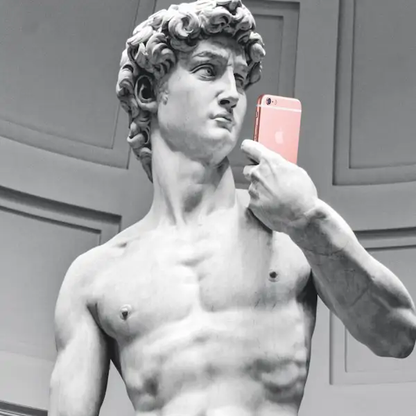 Me, My Selfie and I: The Institute of Art and Ideas