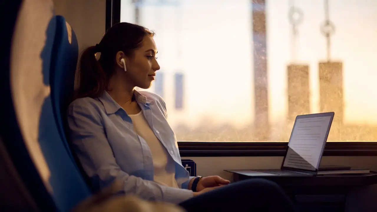 Key English Vocabulary for Digital Nomads (with Reading Practice for Italian Speakers)