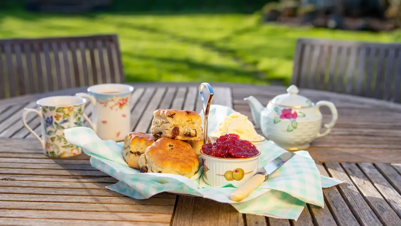 Britain’s Cuisine: British Foods Expats Miss The Most